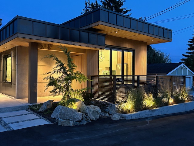 Vancouver custom modern prefab modular home — exterior view 2